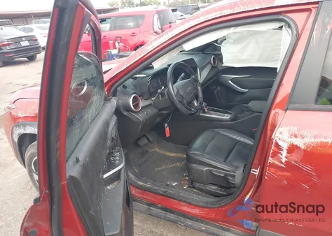 2024 Chevrolet Trax Fwd 1Rs z USA, uszkodzony, nr VIN KL77LGE23RC145177